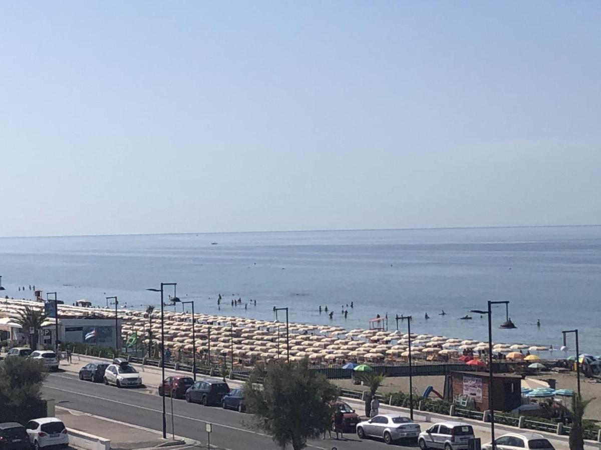 Hotel La Rosetta Scauri Scauri  Exterior foto